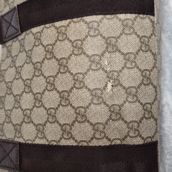 Gucci GG Supreme Vintage Small Tote Bag - Picture 15 of 17